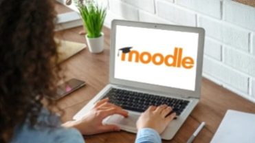 A complete guide of learning Moodle